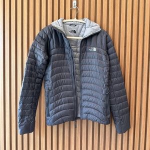 North face light weight down jacket XS